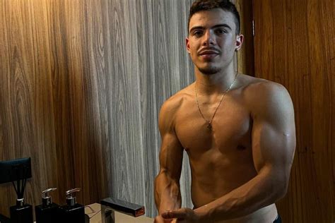 porno thomaz costa|Video novo de Thomaz Costa excitado e se masturbando